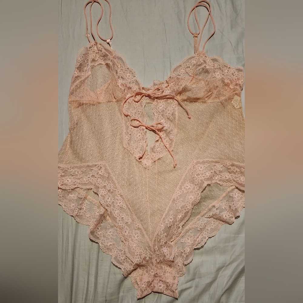 VINTAGE FORMFIT A CUT ABOVE WOOLITE PINK SIZE 42 LINGERIE
